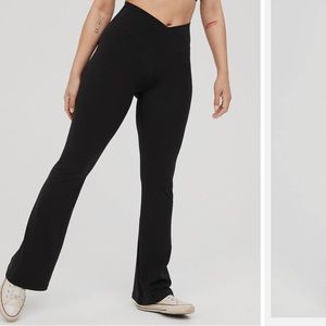 Aerie Offline Real Me High Waisted Crossover Flare Leggings